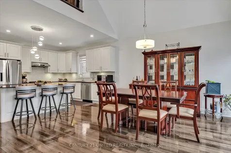 283 Noftall Gardens Peterborough ON K9H 0G8