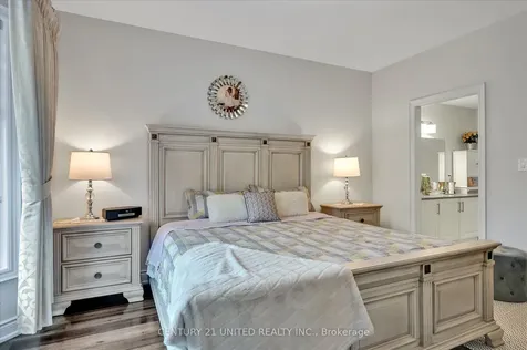 283 Noftall Gardens Peterborough ON K9H 0G8