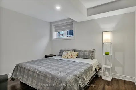 283 Noftall Gardens Peterborough ON K9H 0G8