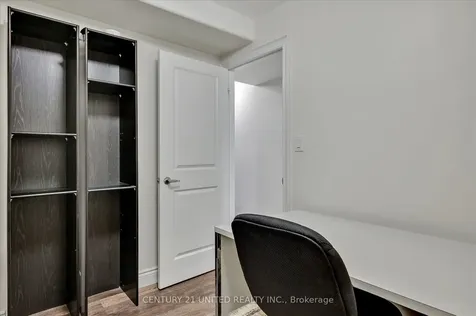 283 Noftall Gardens Peterborough ON K9H 0G8