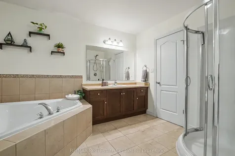 58 Curzon Crescent Guelph ON N1K 1Z8