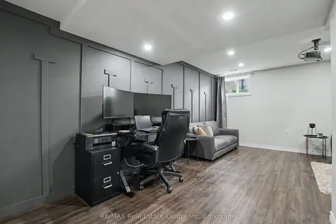 58 Curzon Crescent Guelph ON N1K 1Z8