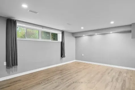 281 Smith Crescent Greater Napanee ON K7R 1G5