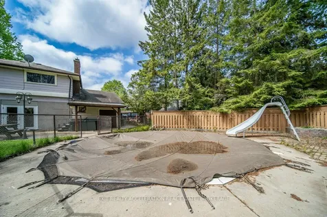 281 Smith Crescent Greater Napanee ON K7R 1G5