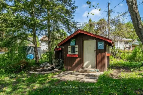 281 Smith Crescent Greater Napanee ON K7R 1G5