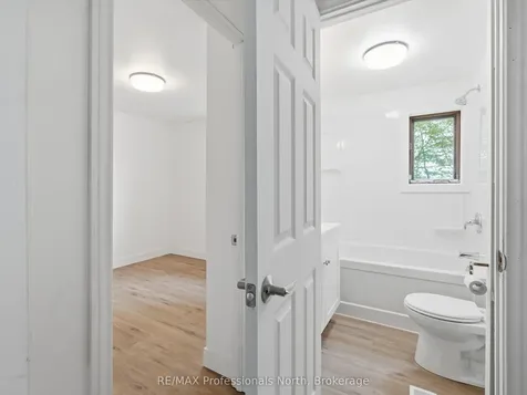 6 Kitchen Road N Huntsville ON P1H 1X9