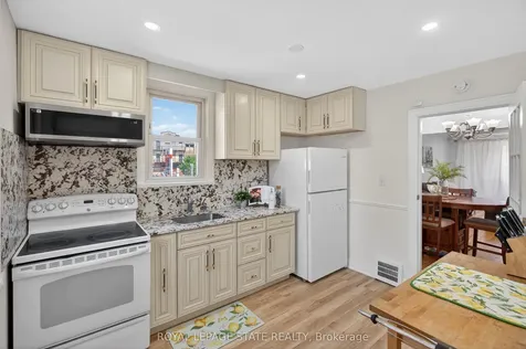 199 Stirton Street Hamilton ON L8L 6G7