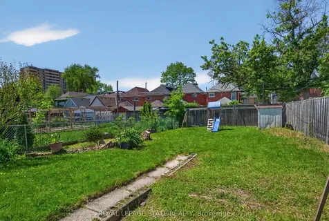 199 Stirton Street Hamilton ON L8L 6G7