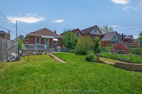 199 Stirton Street Hamilton ON L8L 6G7