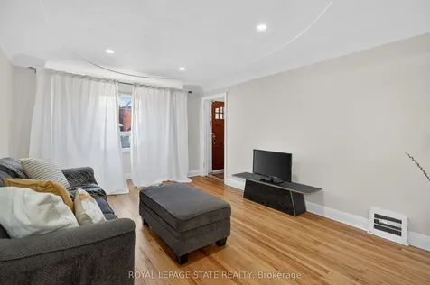 199 Stirton Street Hamilton ON L8L 6G7