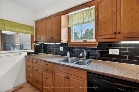 484 Bob Street Huron-kinloss ON N0G 2H0