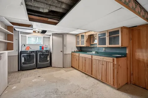 484 Bob Street Huron-kinloss ON N0G 2H0