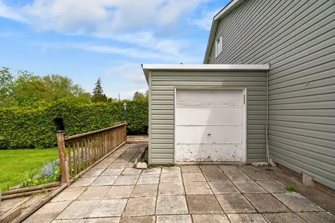 484 Bob Street Huron-kinloss ON N0G 2H0