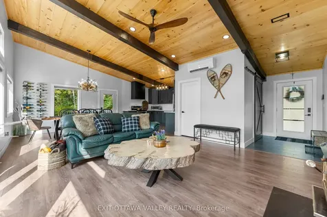 820 Hopefield Road E Madawaska Valley ON K0J 1B0