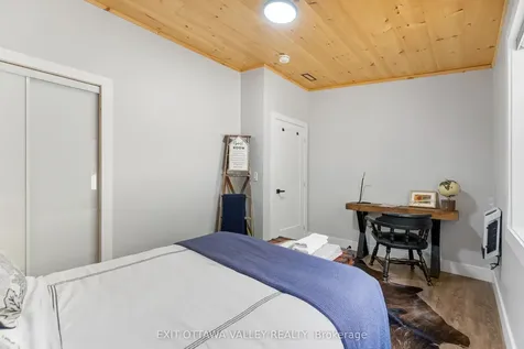 820 Hopefield Road E Madawaska Valley ON K0J 1B0