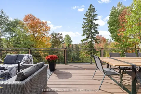 820 Hopefield Road E Madawaska Valley ON K0J 1B0