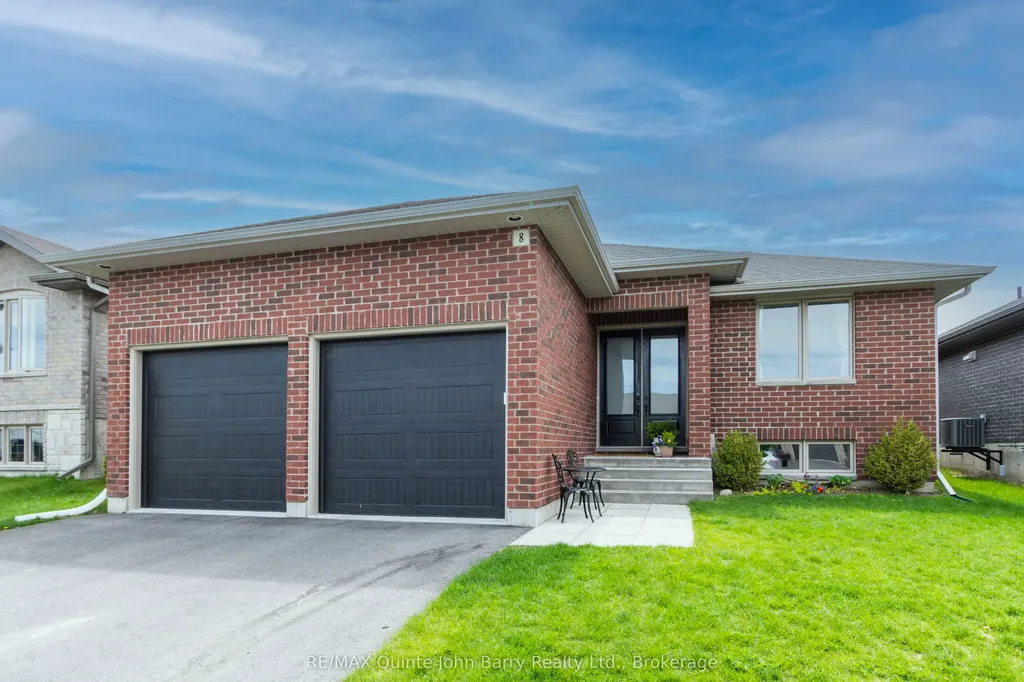 8 Liberty Crescent Quinte West ON K8V 0G2