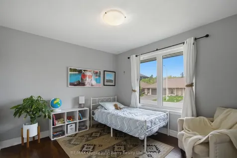 8 Liberty Crescent Quinte West ON K8V 0G2