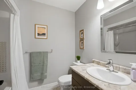 8 Liberty Crescent Quinte West ON K8V 0G2