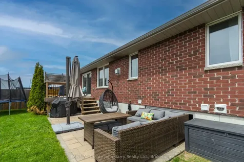 8 Liberty Crescent Quinte West ON K8V 0G2