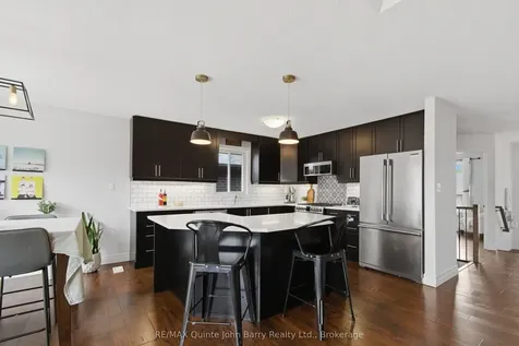 8 Liberty Crescent Quinte West ON K8V 0G2