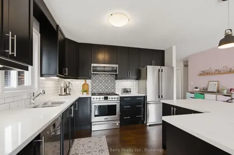 8 Liberty Crescent Quinte West ON K8V 0G2