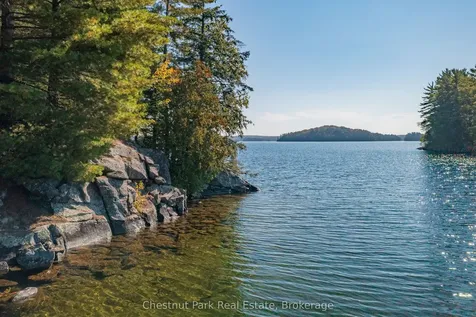 4 Sl 19 Roberts Island Muskoka Lakes ON P0B 1M0