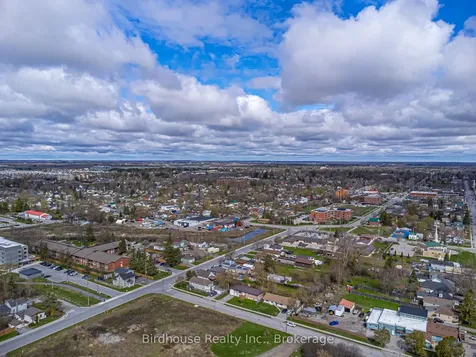 119 Regent Street Kawartha Lakes ON K9V 3V7
