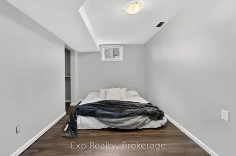 25 Mcquade Drive Quinte West ON K8V 2G2