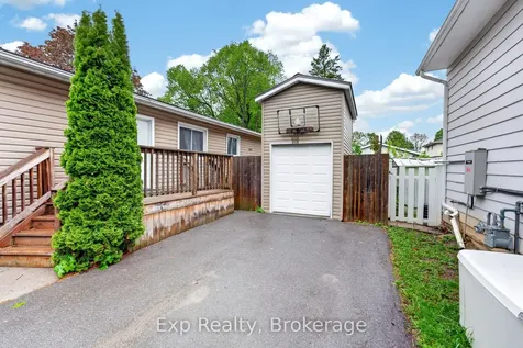 25 Mcquade Drive Quinte West ON K8V 2G2