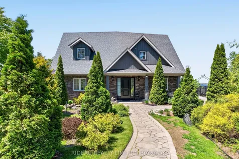 3592 County 3 Road Prince Edward County ON K0K 1L0