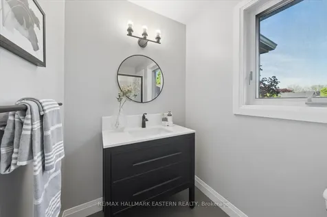 1565 Fair Avenue Peterborough ON K9K 1T1