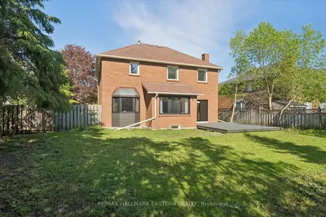 1565 Fair Avenue Peterborough ON K9K 1T1