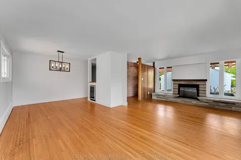 215 Yonge Street Kingston ON K7M 1G2