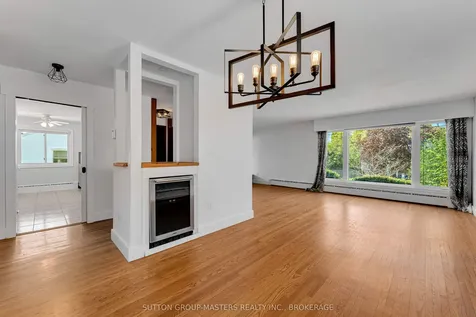 215 Yonge Street Kingston ON K7M 1G2