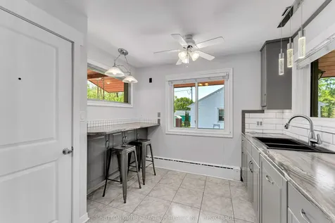 215 Yonge Street Kingston ON K7M 1G2