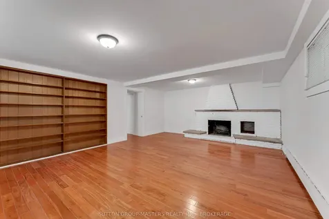215 Yonge Street Kingston ON K7M 1G2