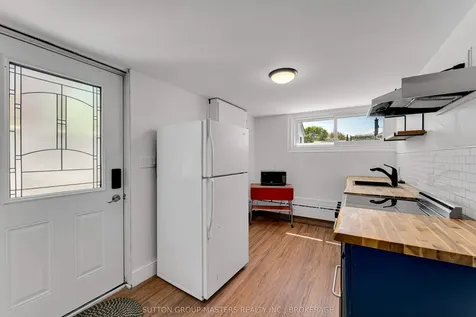 215 Yonge Street Kingston ON K7M 1G2