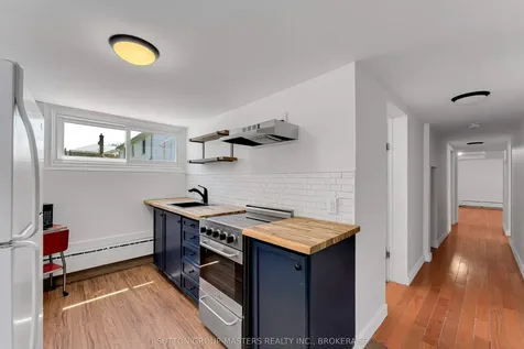 215 Yonge Street Kingston ON K7M 1G2