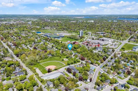 215 Yonge Street Kingston ON K7M 1G2