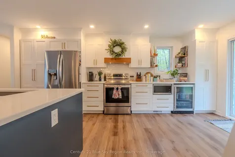 65 Belleview Crescent North Bay ON P1B 8V2