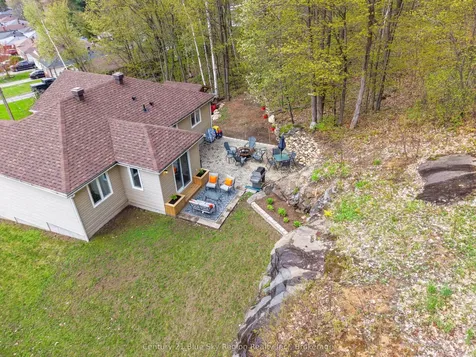 65 Belleview Crescent North Bay ON P1B 8V2