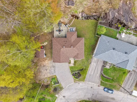65 Belleview Crescent North Bay ON P1B 8V2