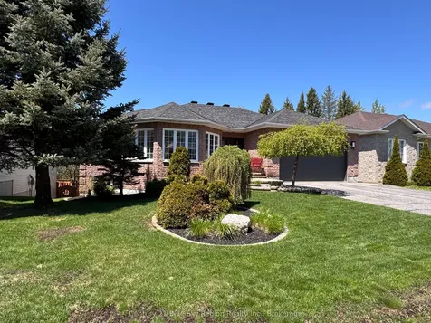 125 Bain Drive North Bay ON P1C 1M5