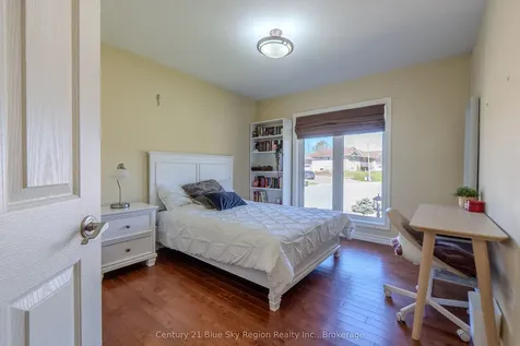 10 Linden Lane North Bay ON P1B 0A1