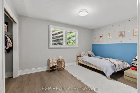 15 Chatham Road St. Catharines ON L2M 4N7