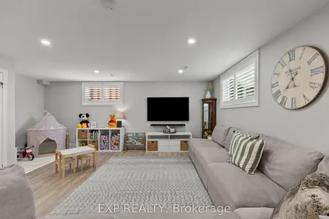 15 Chatham Road St. Catharines ON L2M 4N7