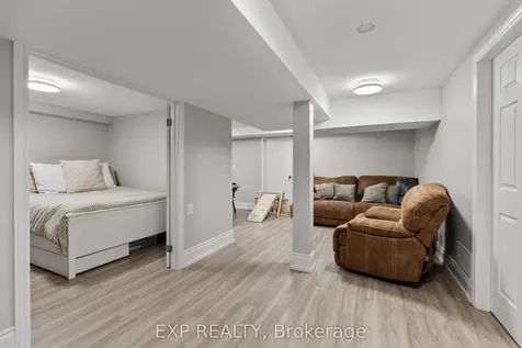 15 Chatham Road St. Catharines ON L2M 4N7