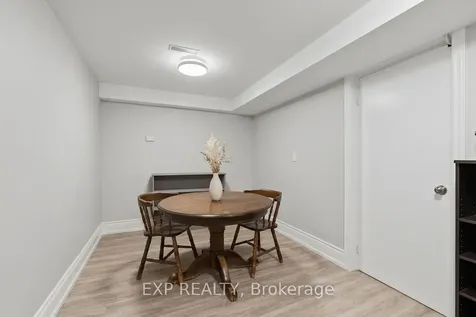 15 Chatham Road St. Catharines ON L2M 4N7
