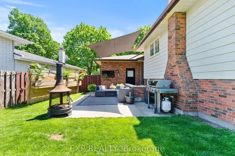 15 Chatham Road St. Catharines ON L2M 4N7